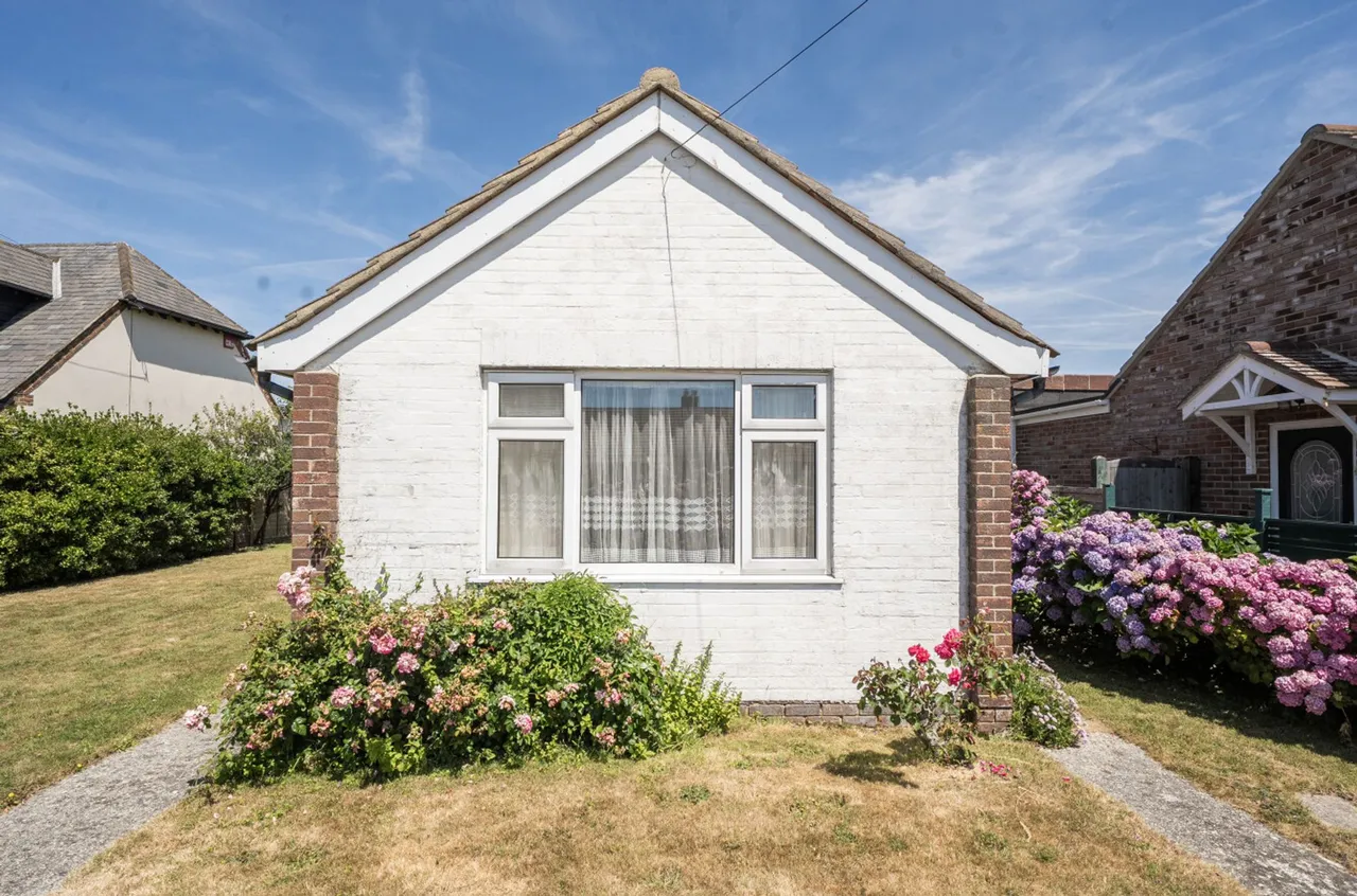Solent Road, East Wittering, PO20, photo 16