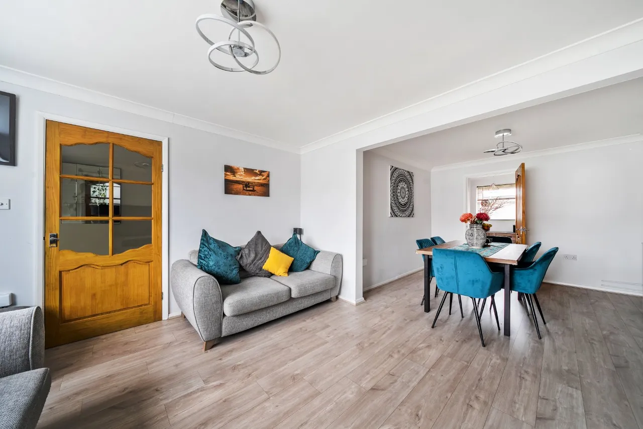 Hurst Road, Near Burnham, SL1, photo 12