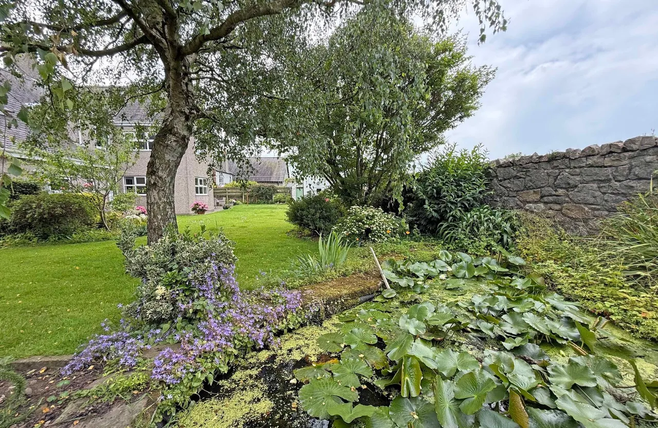 Brynsiencyn, Llanfairpwll, photo 12