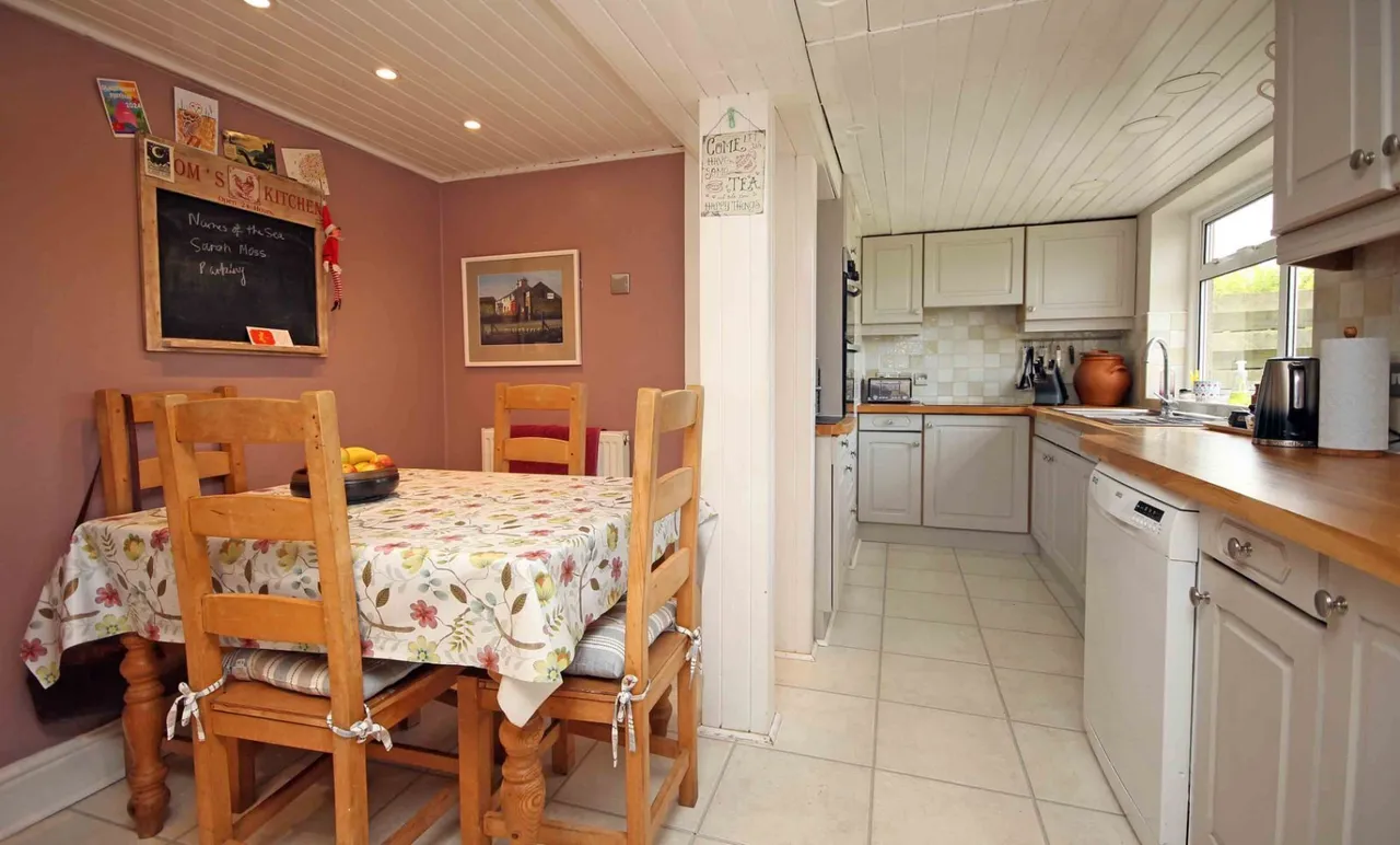 Brynsiencyn, Llanfairpwll, photo 32