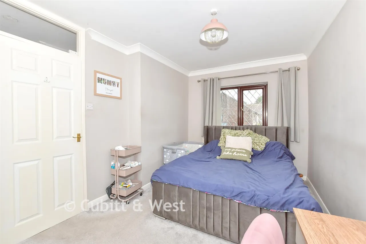 Dinsdale Gardens, Rustington, BN16, photo 6