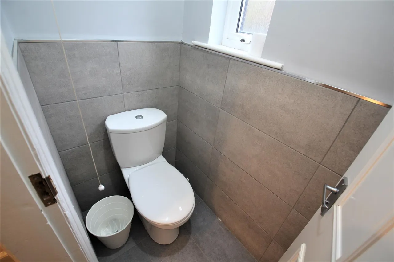 Claremont Avenue, Hyde Park, LS3, photo 13