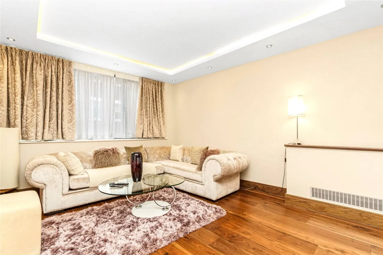 4 bed house to rent — Cato Street, London, W1H