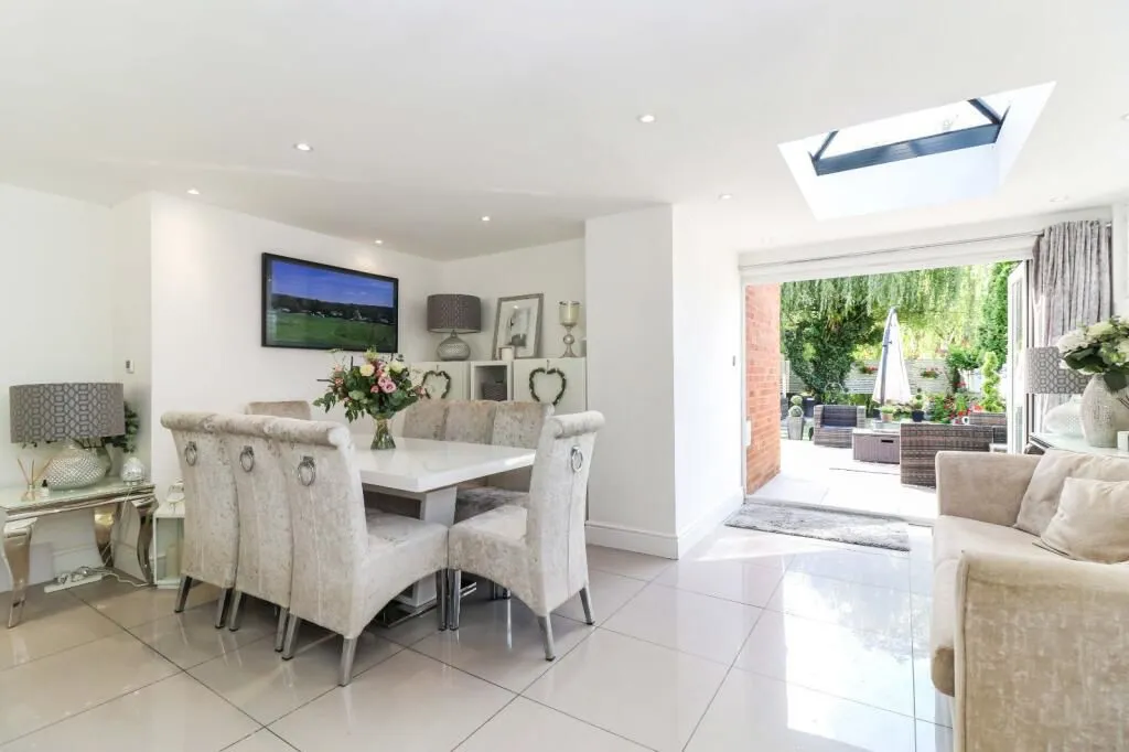 Millside, Bourne End SL8 5UN, photo 12