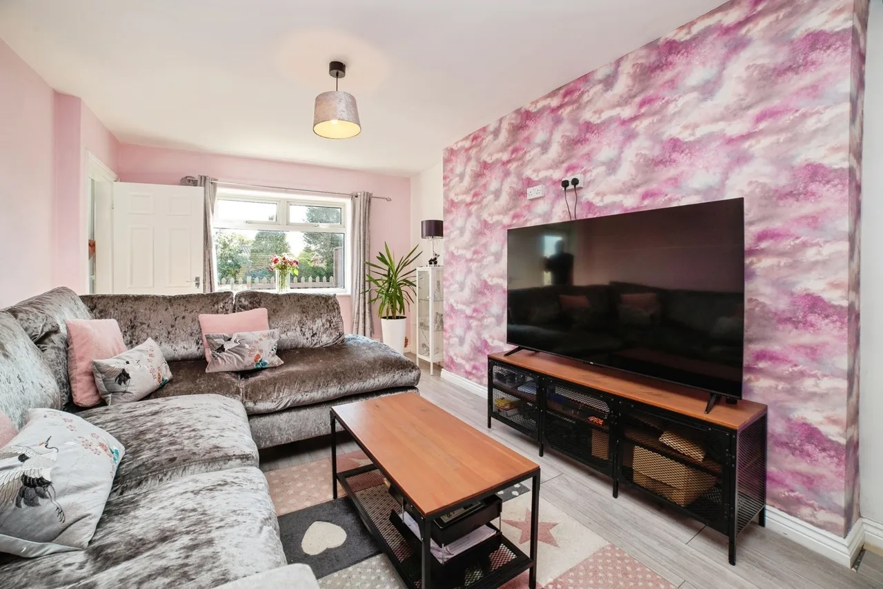 South Avenue, Rainworth, Mansfield, Nottinghamshire, NG21, photo 2