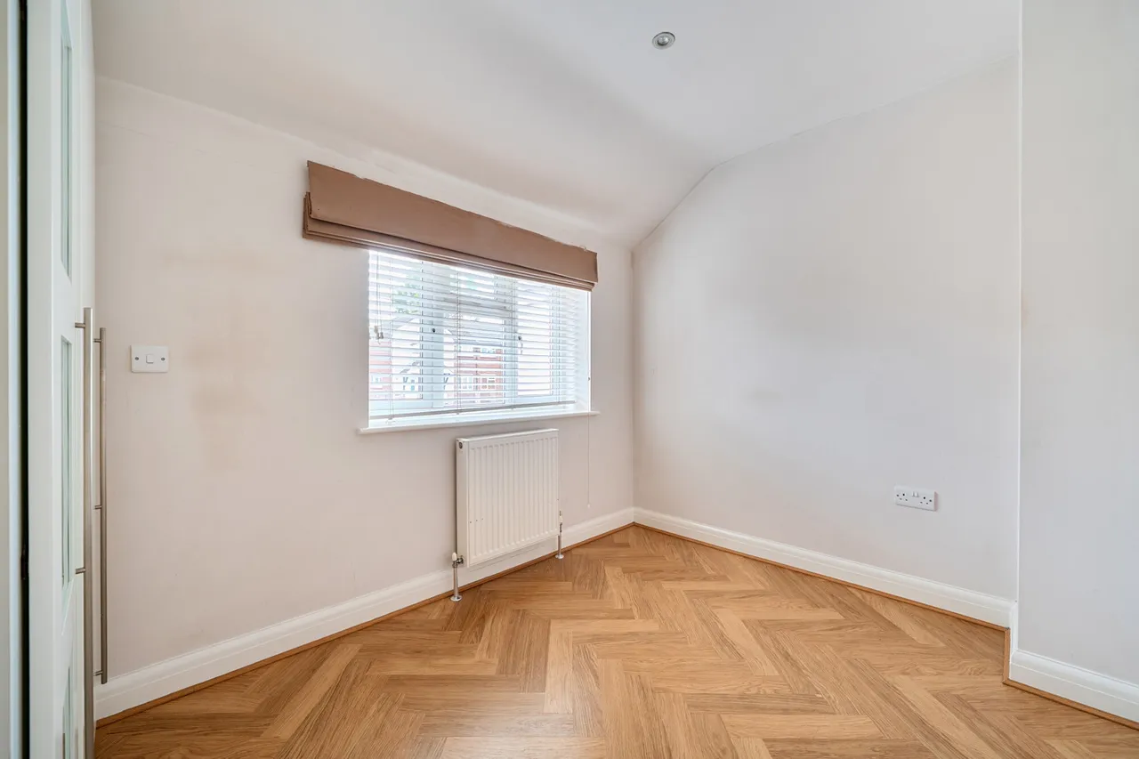 The Queens Drive, Mill End, WD3, photo 15