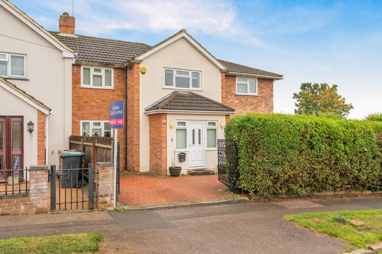 5 bed house for sale, The Queens Drive, Mill End, WD3