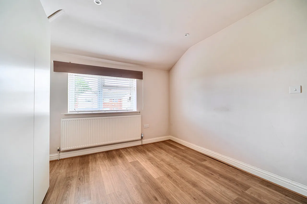The Queens Drive, Mill End, WD3, photo 13
