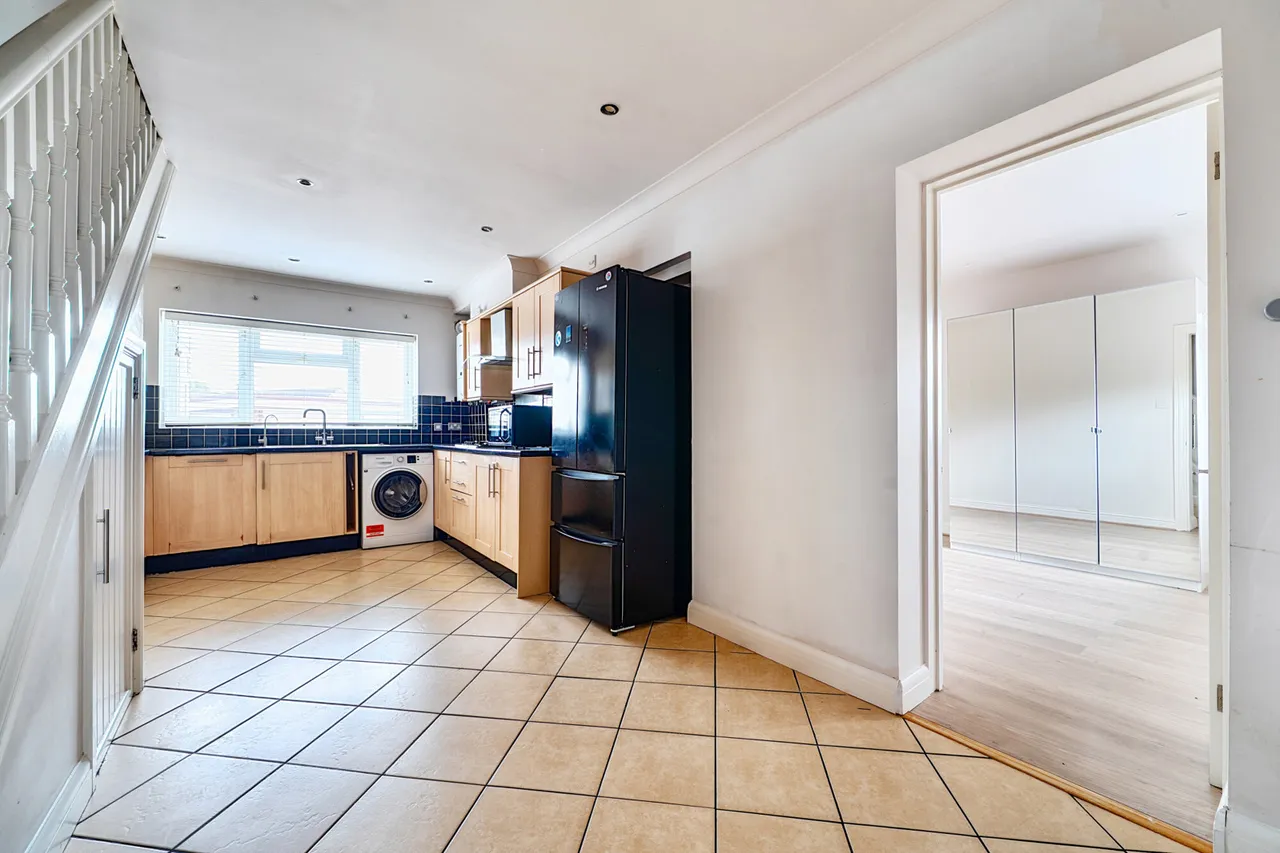 The Queens Drive, Mill End, WD3, photo 4