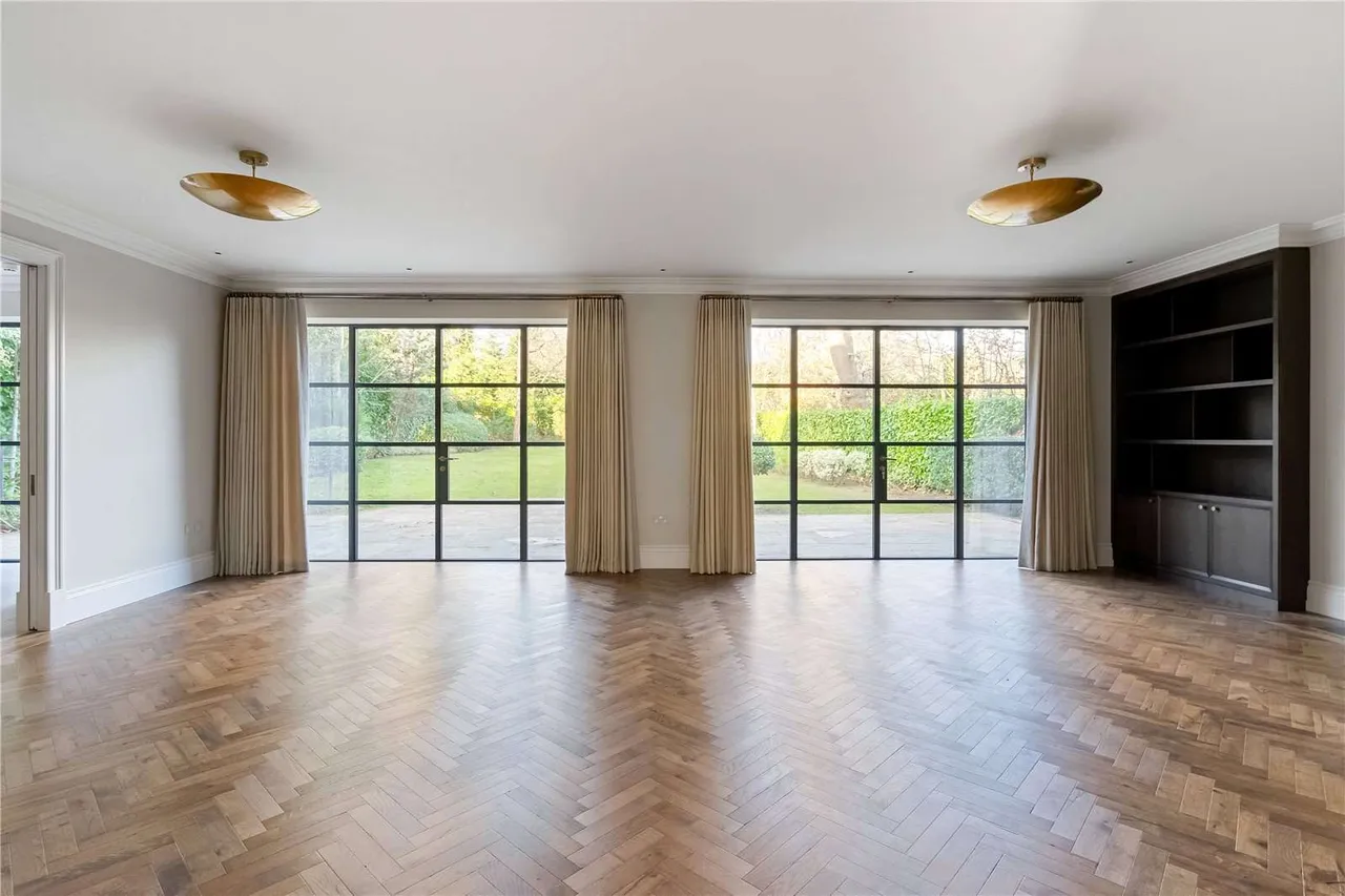 Eaton Park Road, Cobham, Surrey, KT11 2JJ, photo 6