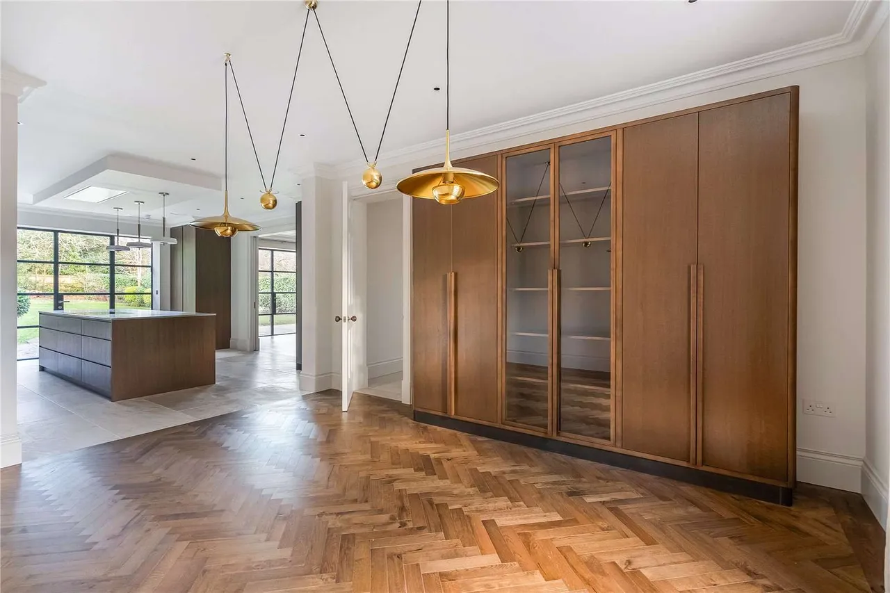 Eaton Park Road, Cobham, Surrey, KT11 2JJ, photo 10