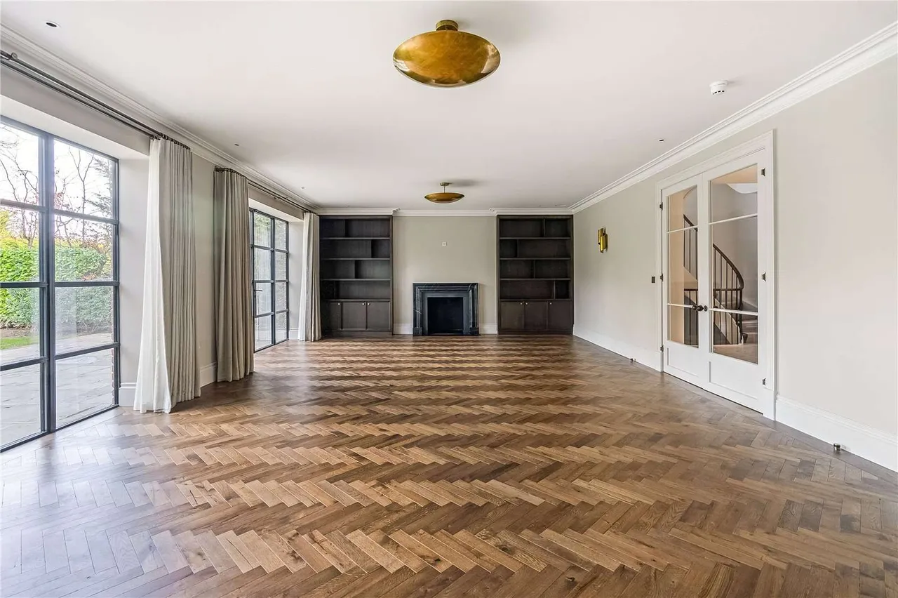 Eaton Park Road, Cobham, Surrey, KT11 2JJ, photo 5