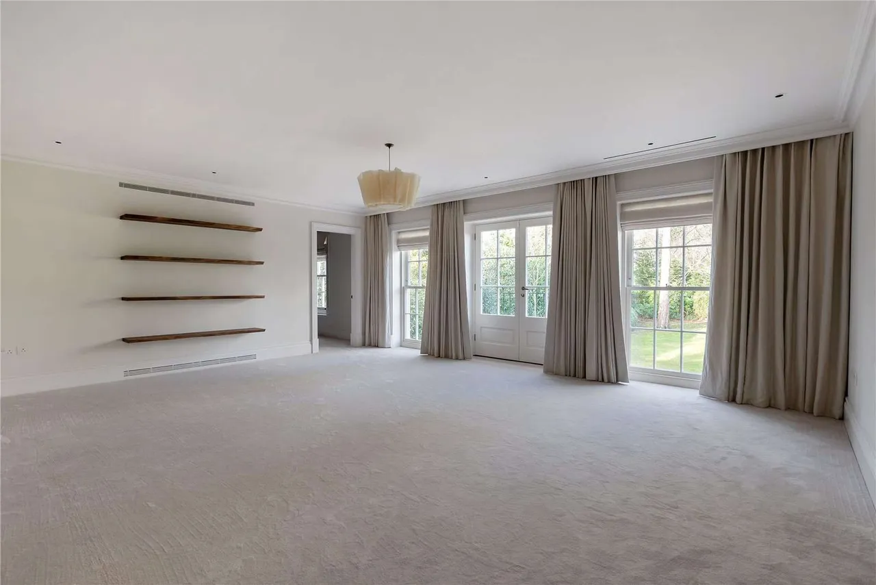 Eaton Park Road, Cobham, Surrey, KT11 2JJ, photo 12