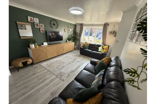 Peregrine Grove, Stoke-On-Trent, ST3, photo 5