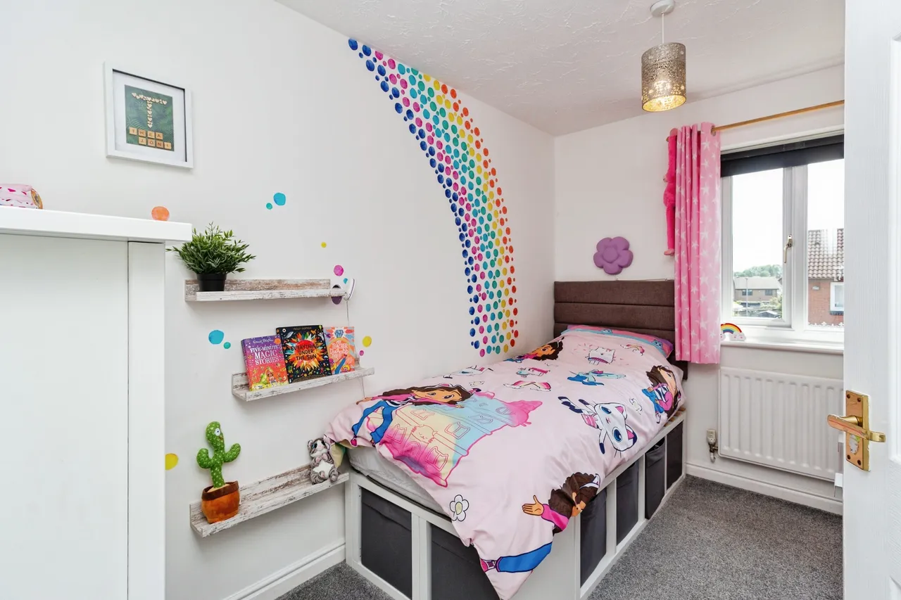 Peregrine Grove, Stoke-On-Trent, ST3, photo 9