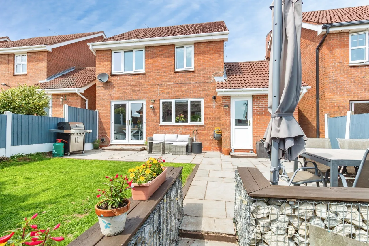 Peregrine Grove, Stoke-On-Trent, ST3, photo 12