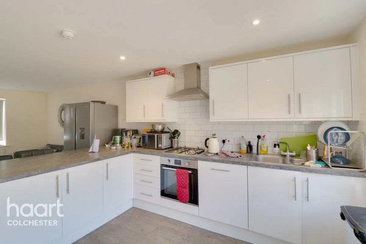 Colet Crescent, Colchester, CO2, photo 2