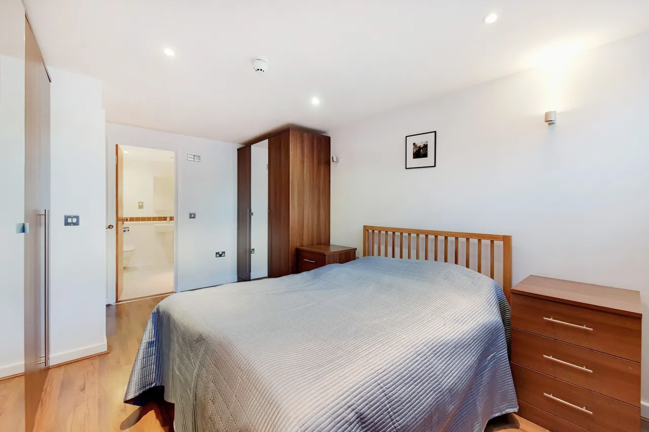 London, SE18, photo 8