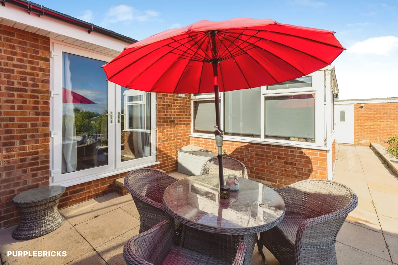 Bieston Close, Wrexham, LL13, photo 4