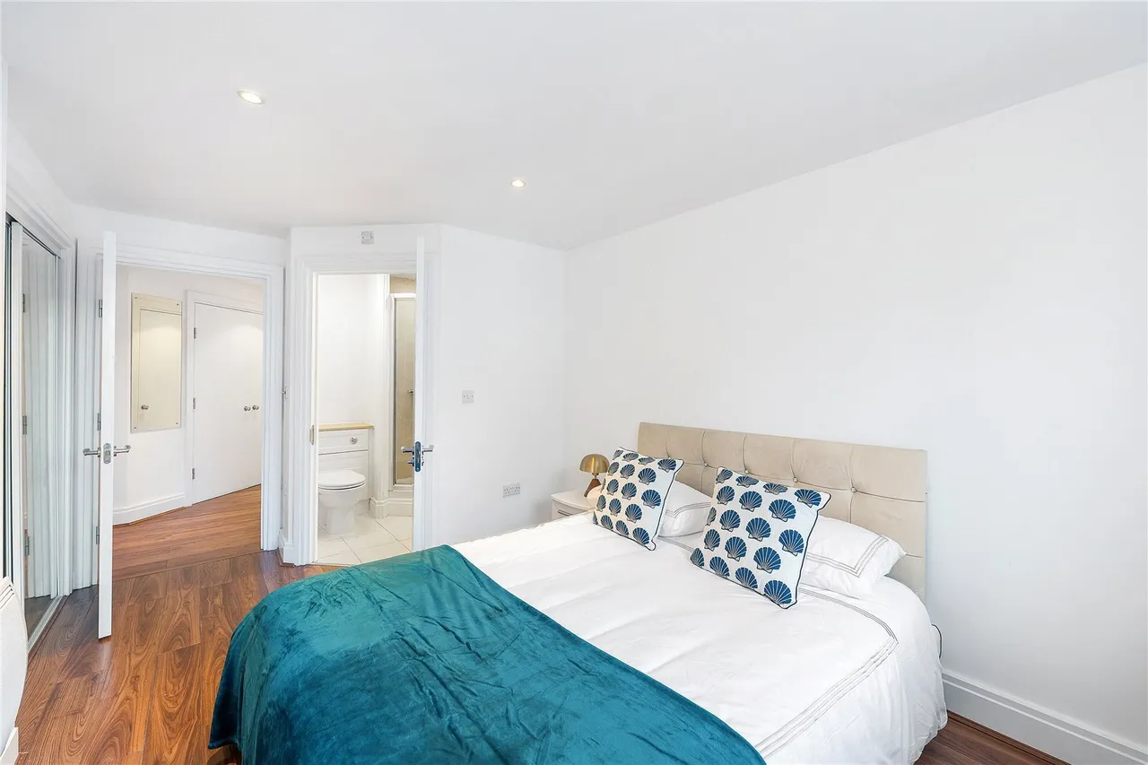 Smugglers Way, Wandsworth, SW18, photo 6