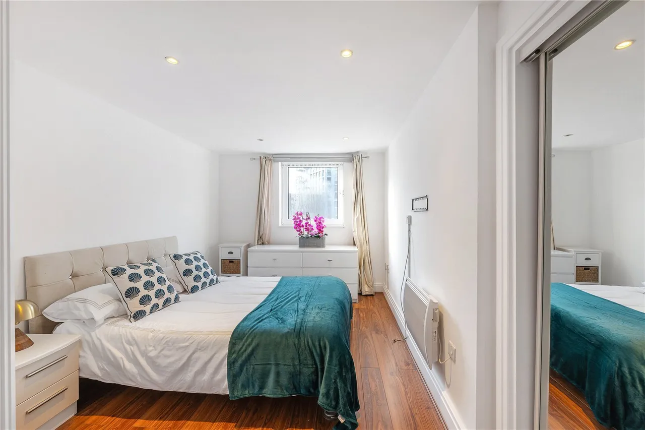Smugglers Way, Wandsworth, SW18, photo 5