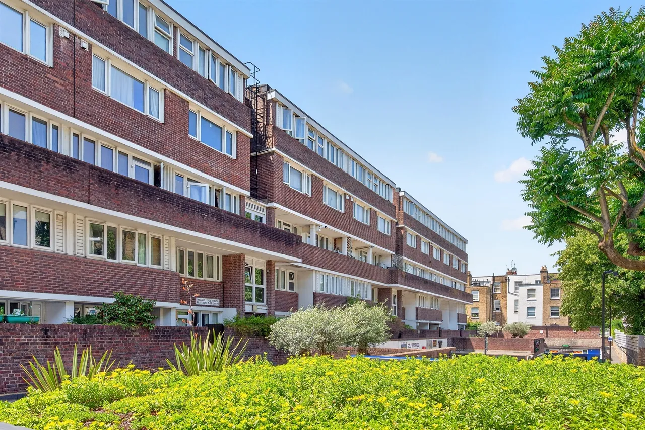 Tregunter Road, London, photo 2