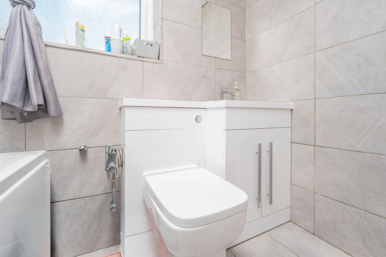 Saxon Close, Bury, BL8 2RY, photo 15