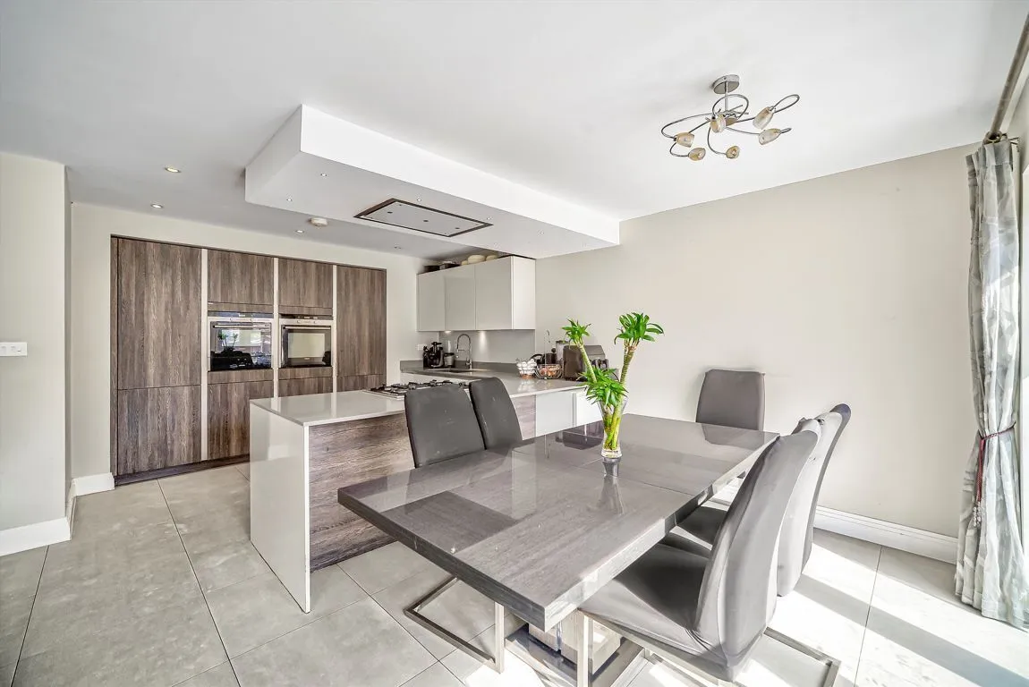 Norwood Road, UB2, photo 5
