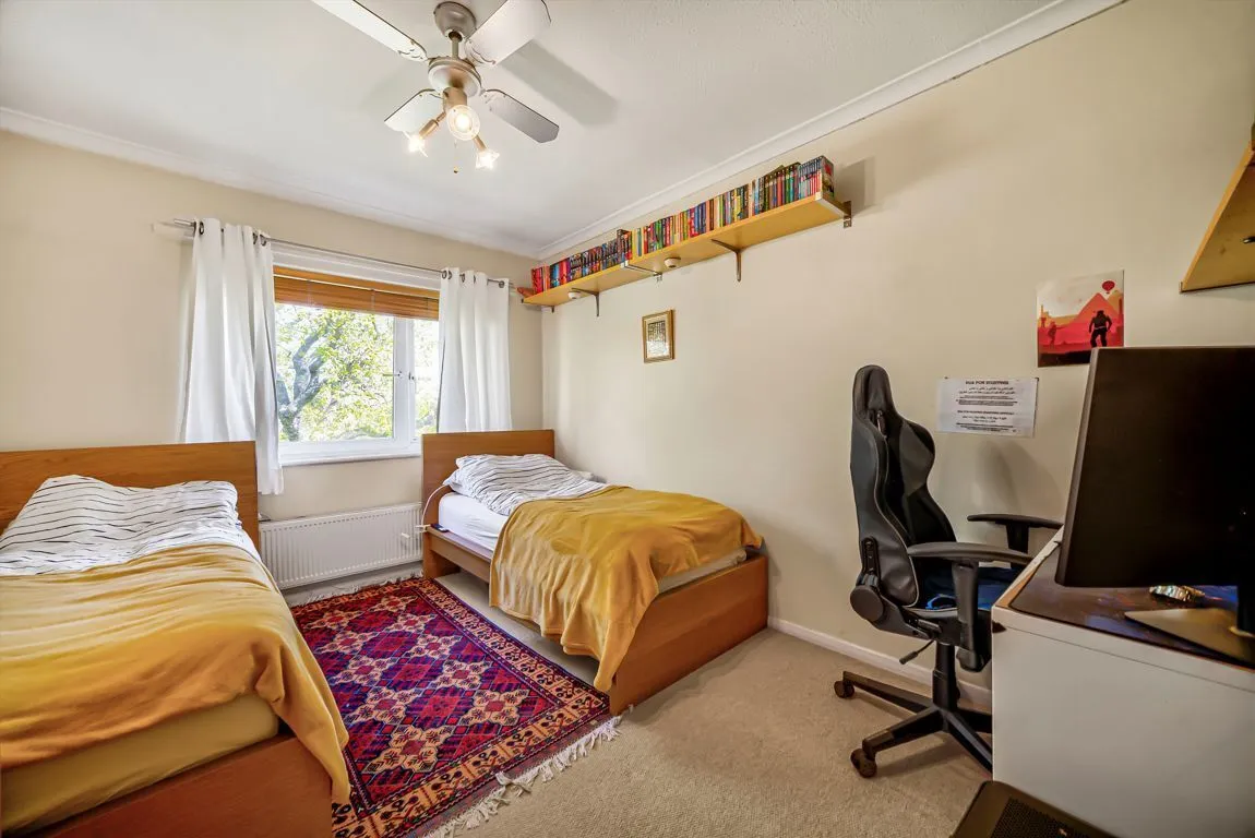 Norwood Road, UB2, photo 8