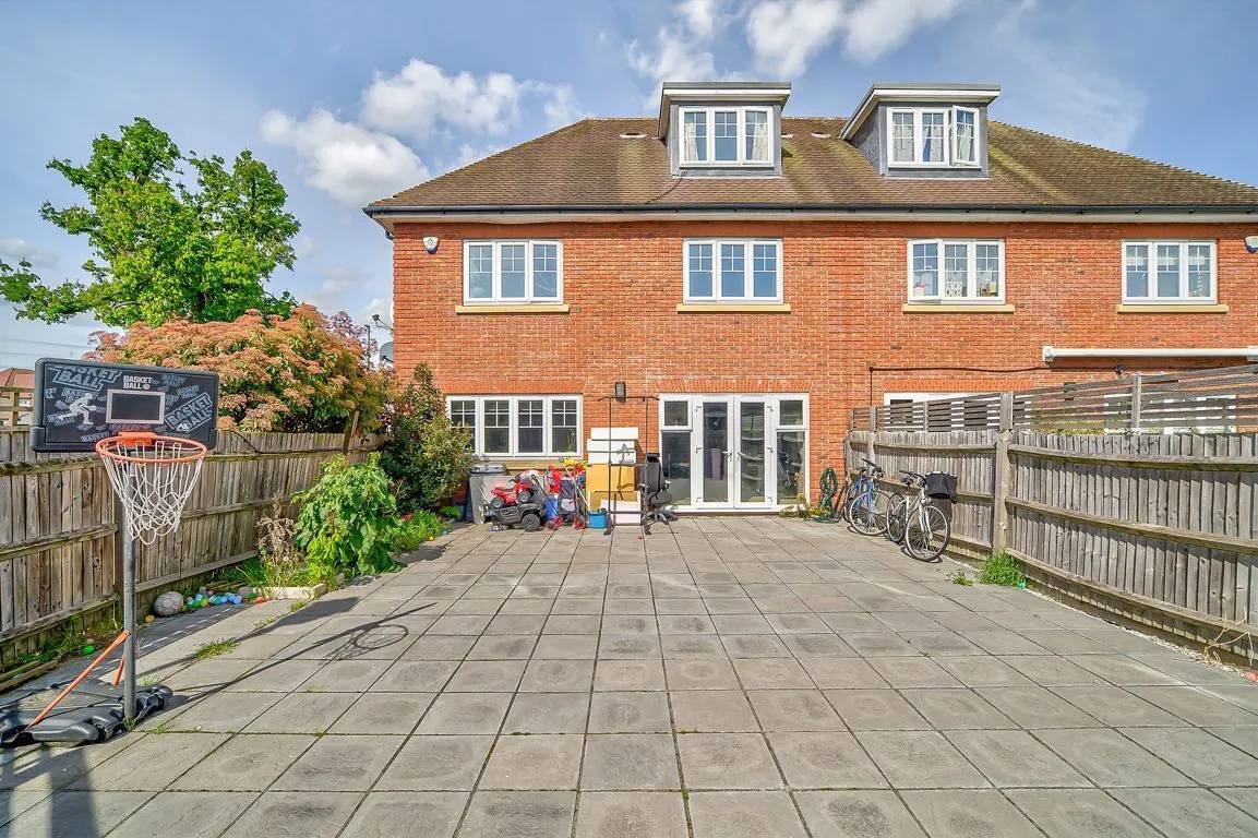 Norwood Road, UB2, photo 9