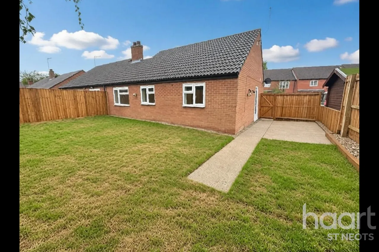 2 bed house for sale, Carter Close, Brampton, PE28