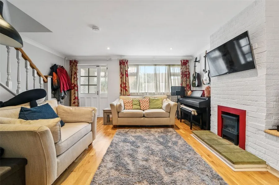 with 3 bedrooms in Newport, Nr Saffron Walden, CB11, photo 5