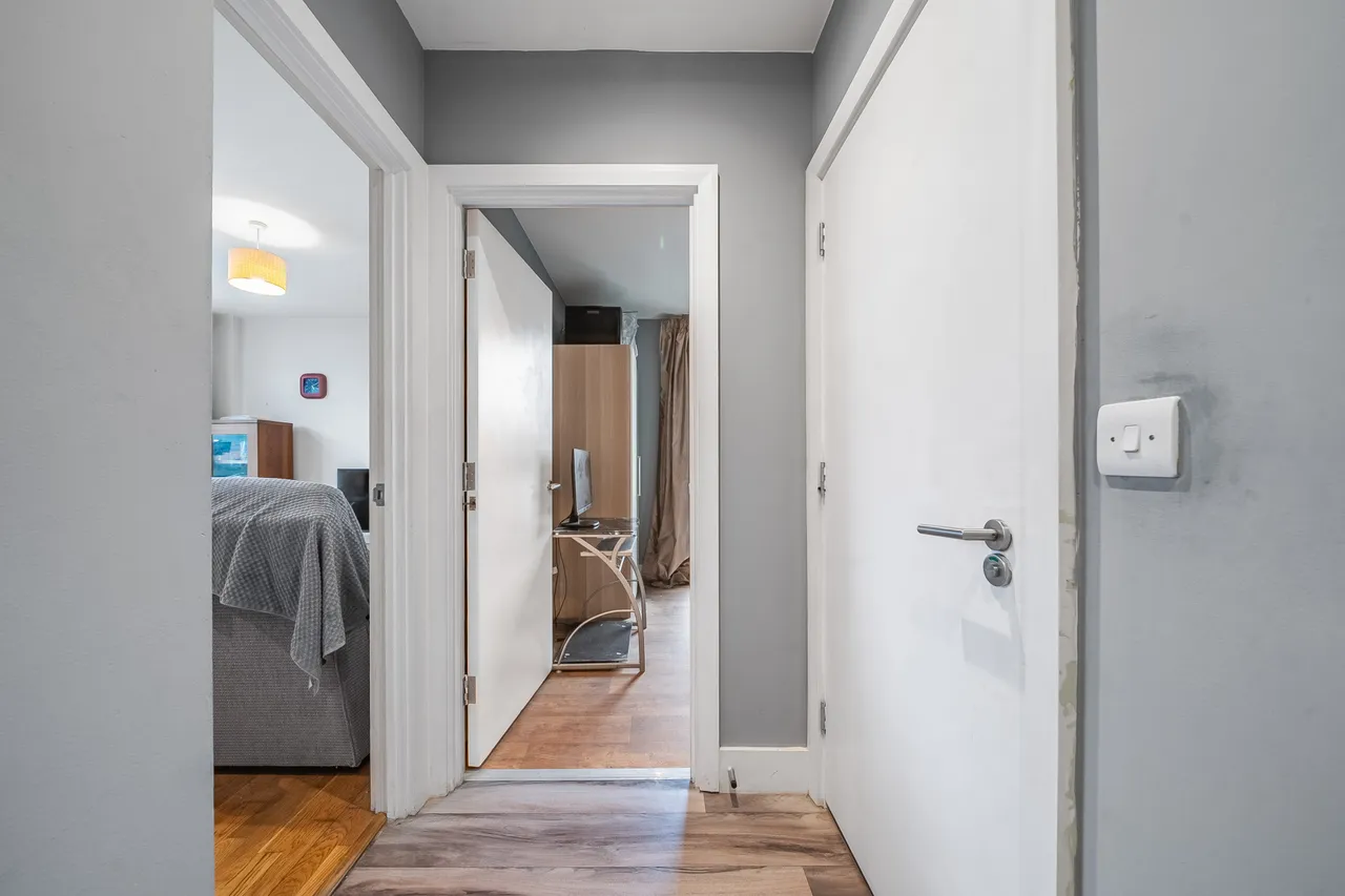 Guildford Street, Chertsey, KT16, photo 13