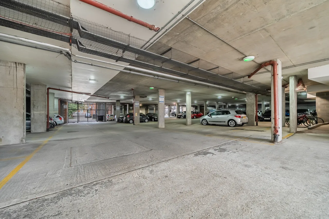 Guildford Street, Chertsey, KT16, photo 8
