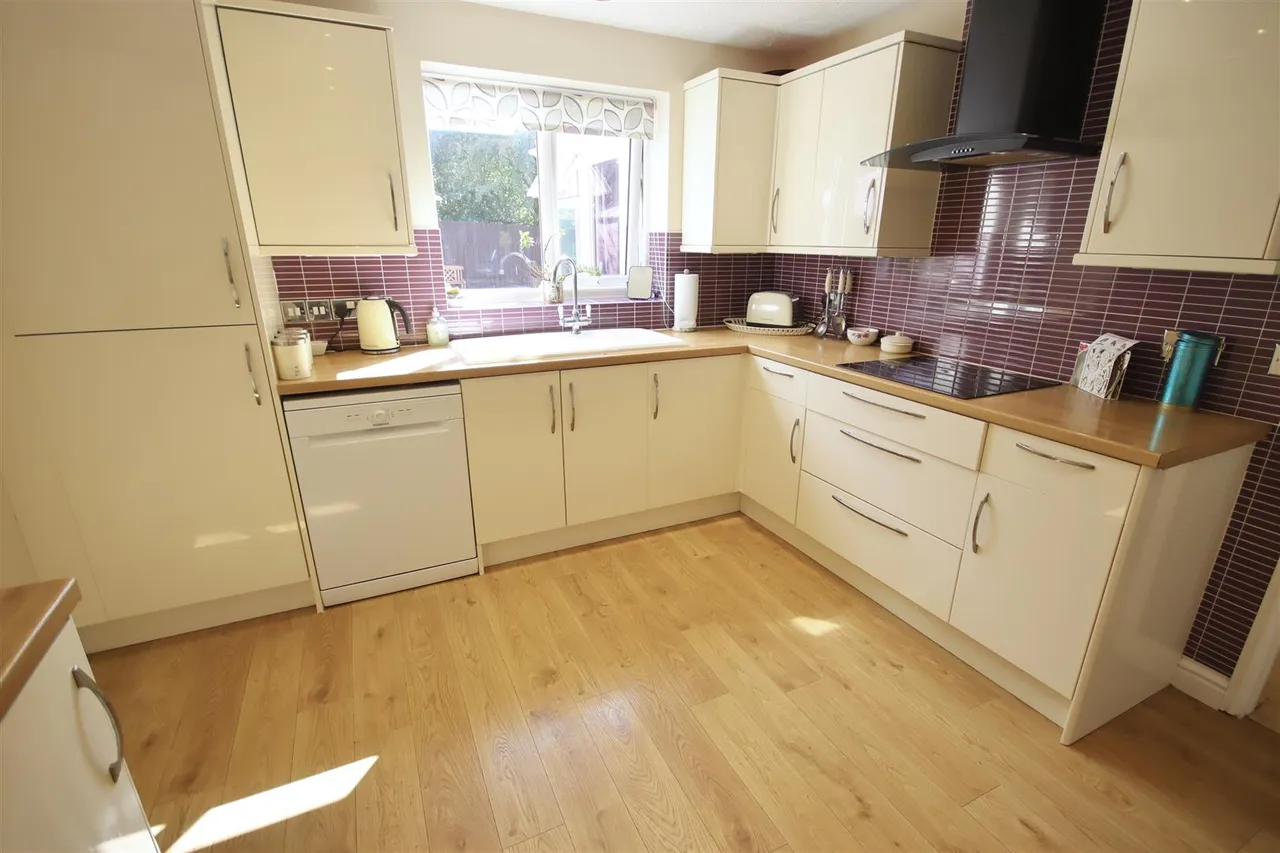 Blackwellhams, Chippenham, photo 4