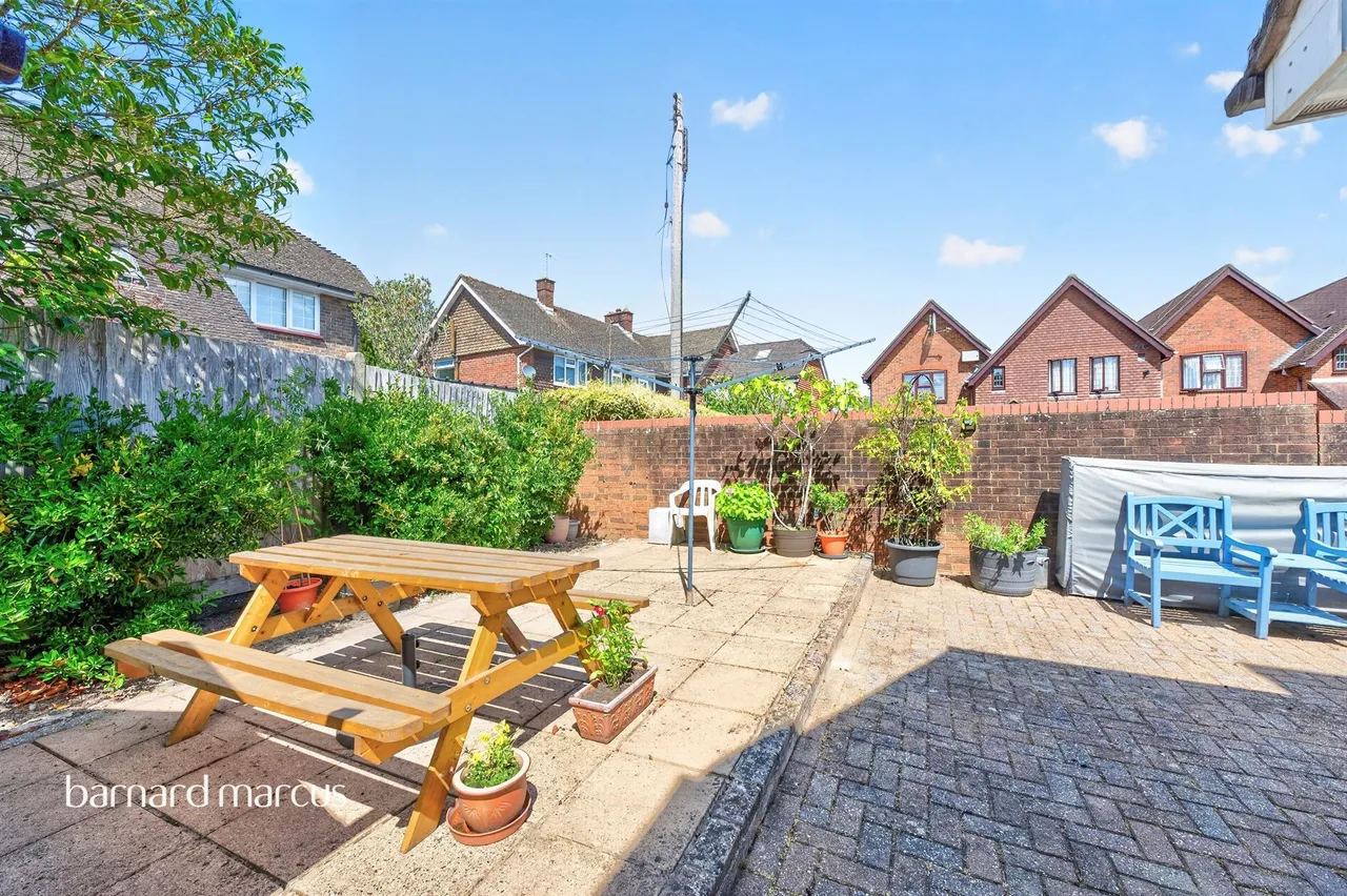 Horsham Road, Beare Green, RH5, photo 11
