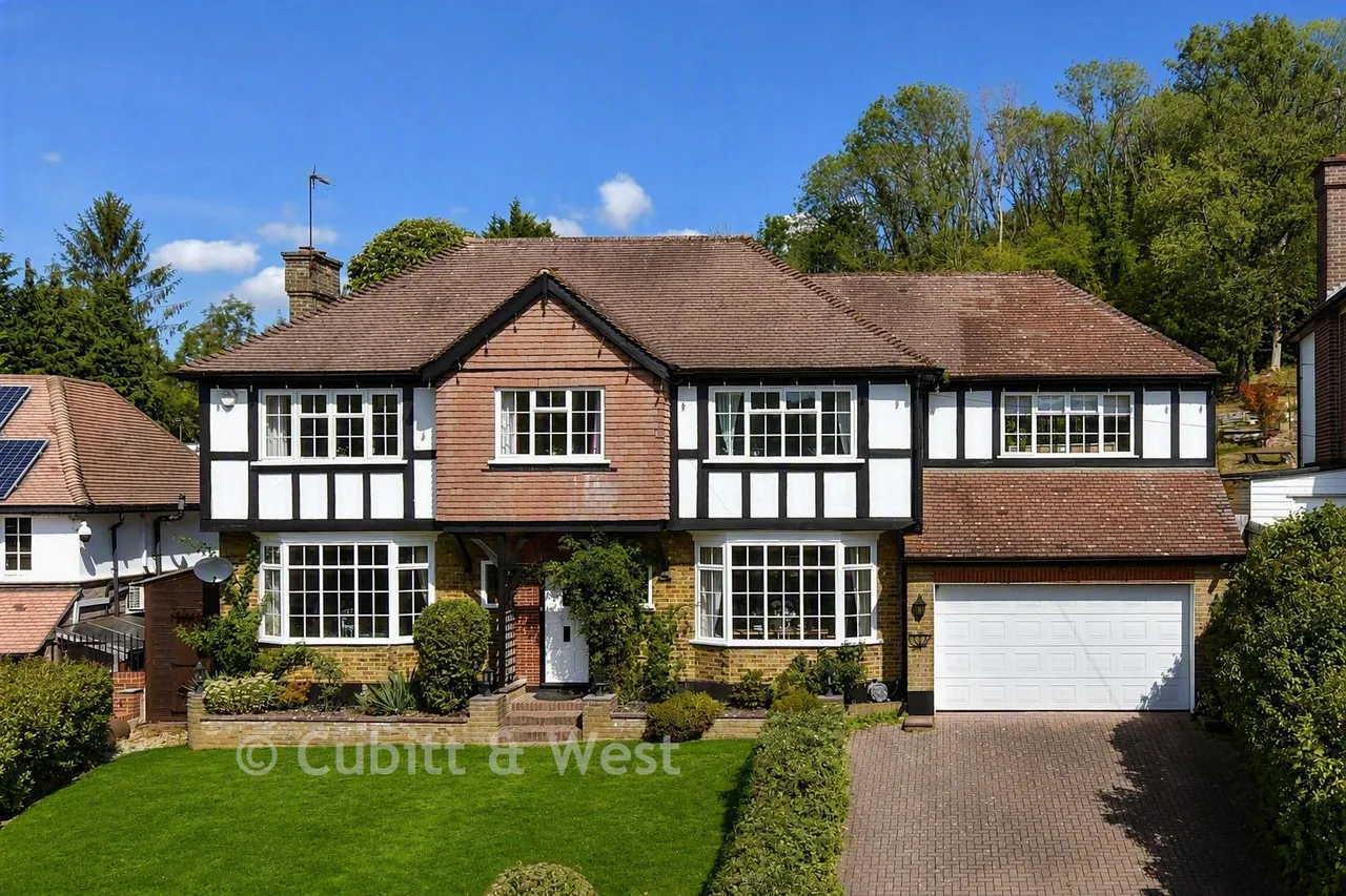 4 bed house for sale, Farleigh Dean Crescent, Croydon, CR0