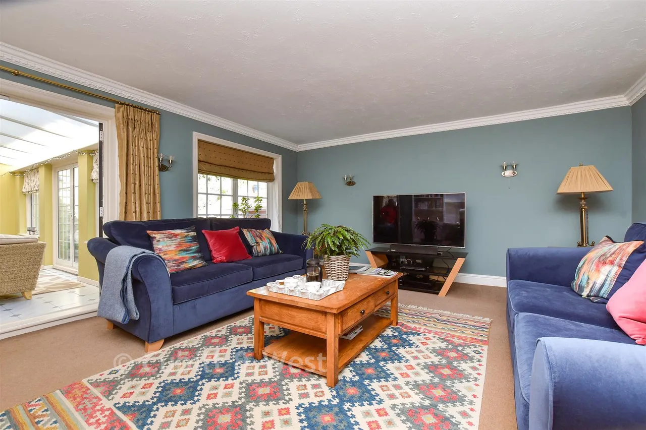 Farleigh Dean Crescent, Croydon, CR0, photo 13