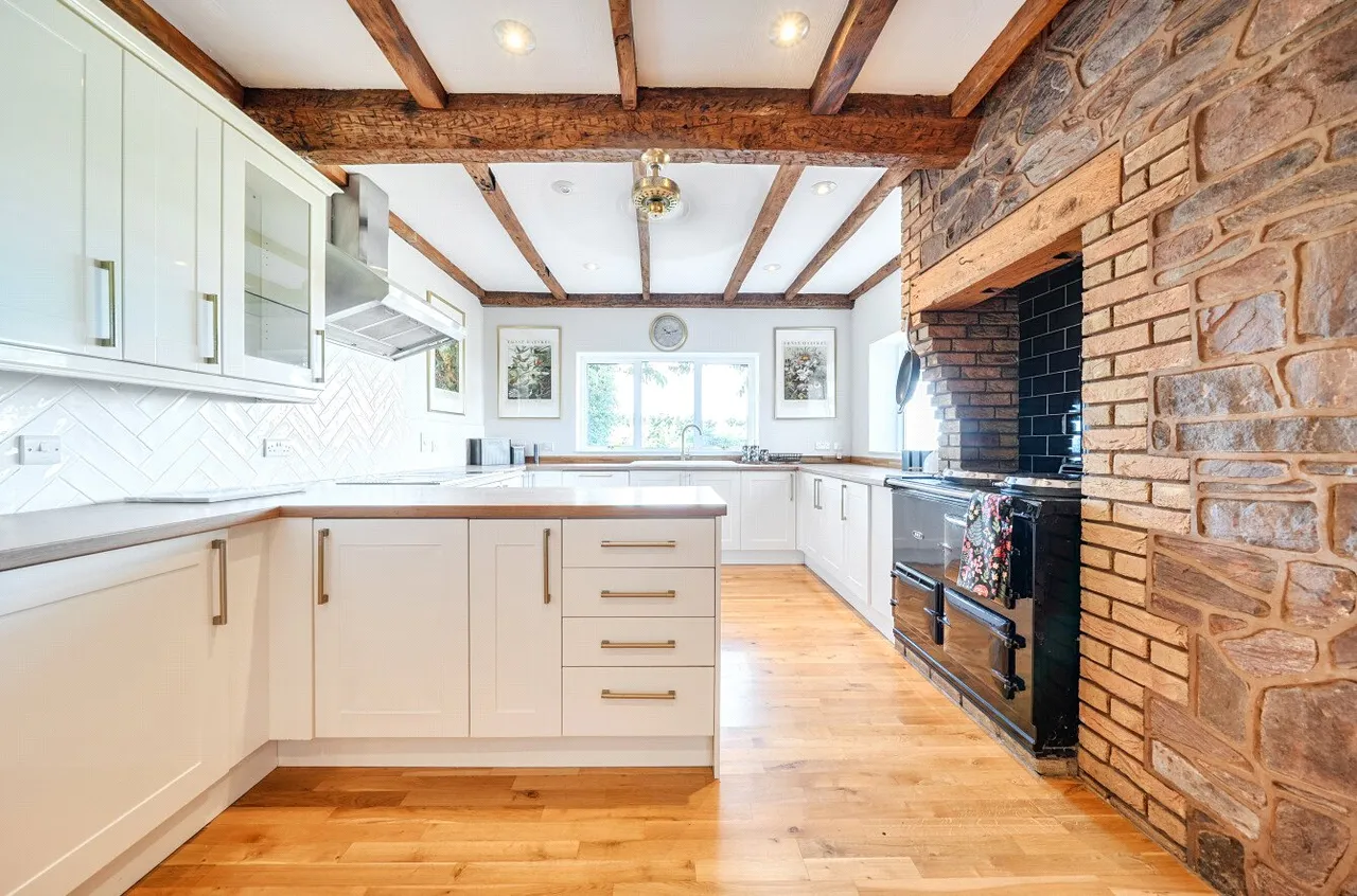 Dancing Hill, North Petherton, TA6, photo 35