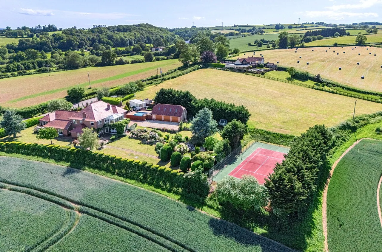 Dancing Hill, North Petherton, TA6, photo 26