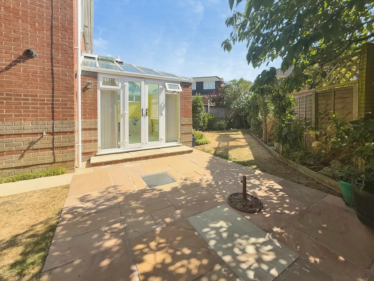 Wiltshire Crescent, Basingstoke, Hampshire, RG22 5FD, photo 16