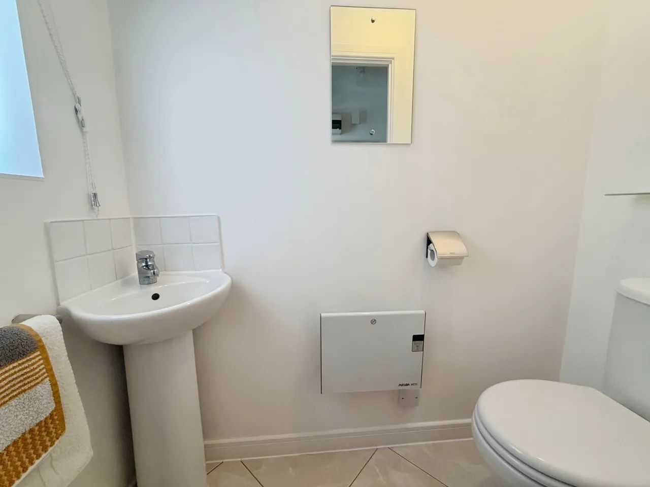 Wiltshire Crescent, Basingstoke, Hampshire, RG22 5FD, photo 8