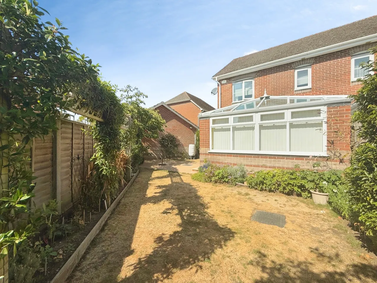 Wiltshire Crescent, Basingstoke, Hampshire, RG22 5FD, photo 15