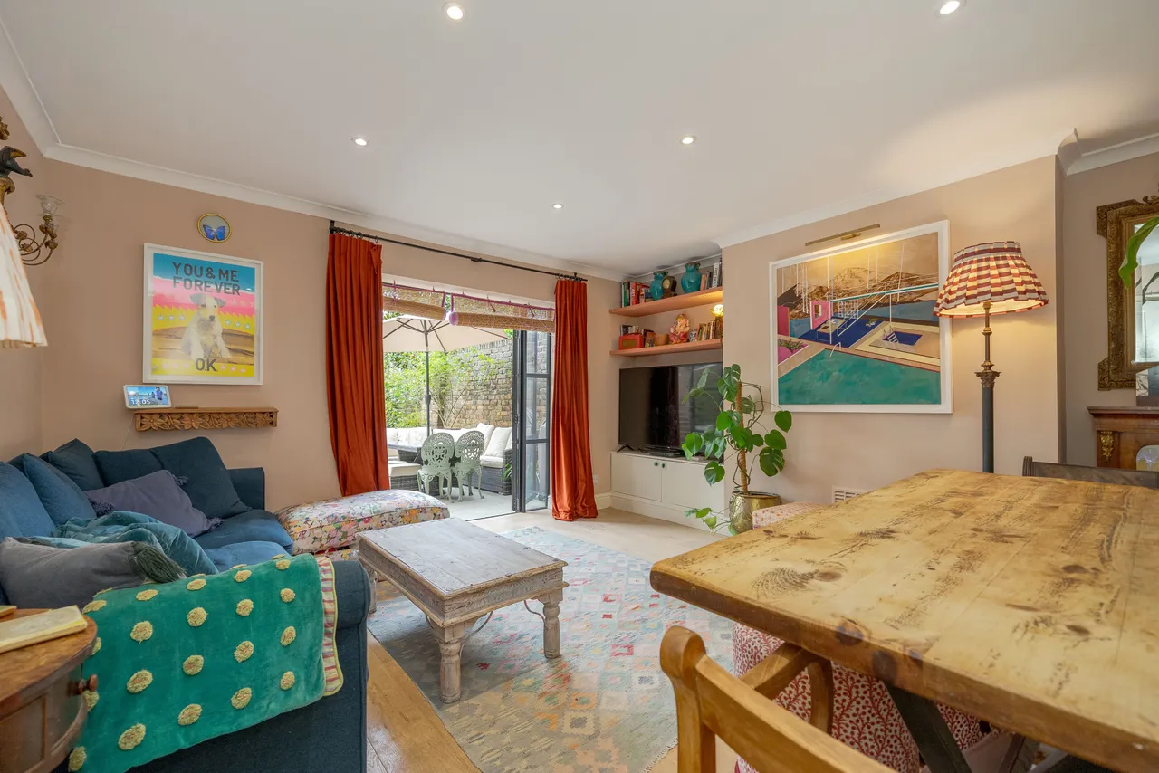 2 bed flat for sale — Hilltop Road, London, NW6