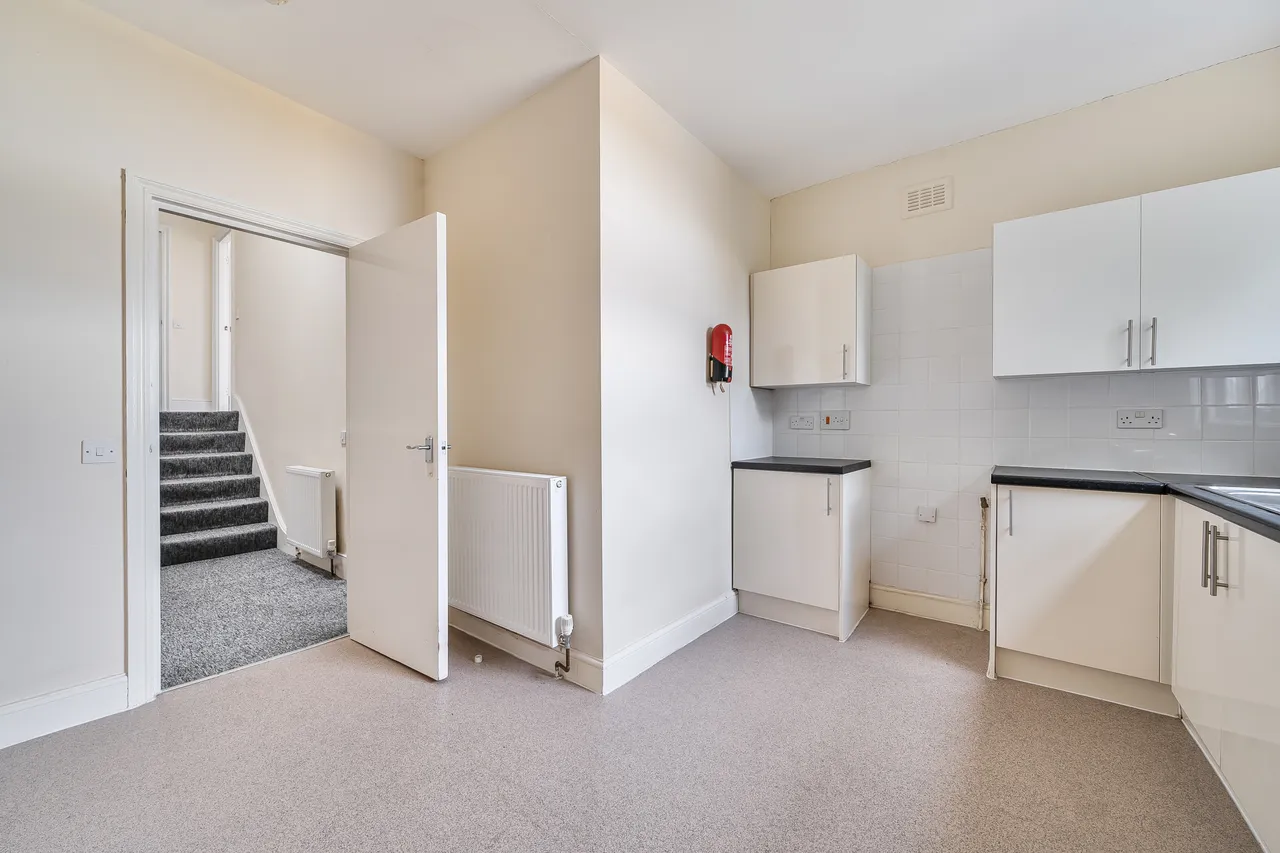 Rathcoole Gardens, London, N8, photo 2