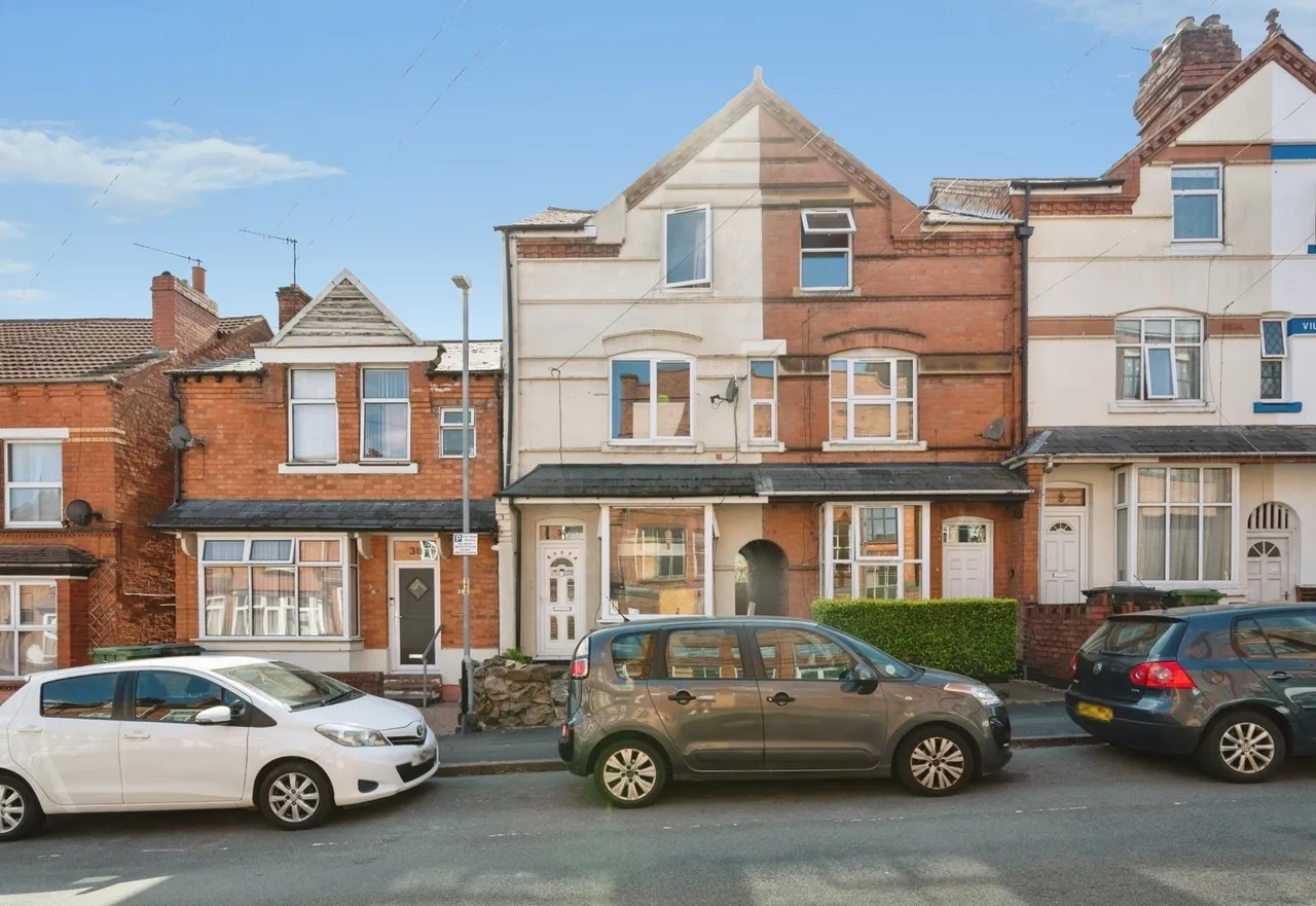 3 bed house for sale, Lodge Road, Redditch, B98