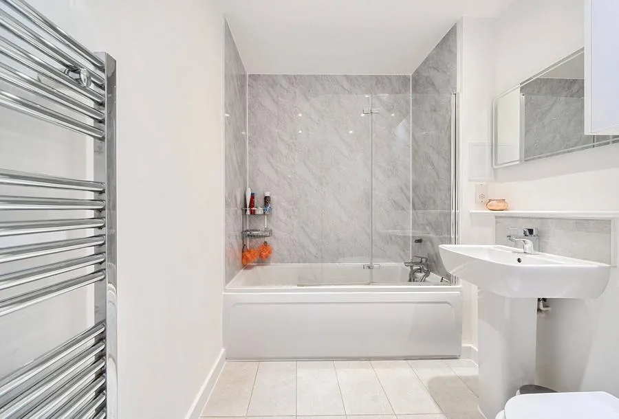 Westmoreland Road, London, NW9, photo 10