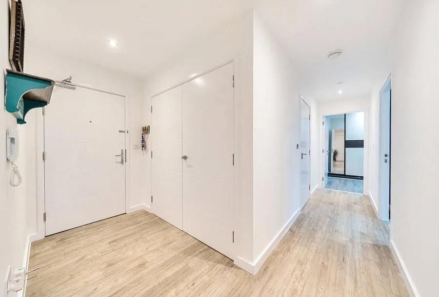 Westmoreland Road, London, NW9, photo 11