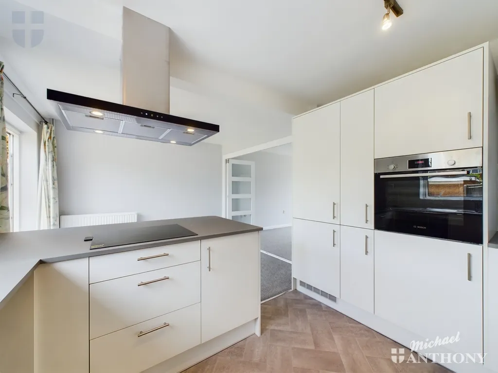 Chaucer Drive, Aylesbury, HP21, photo 4