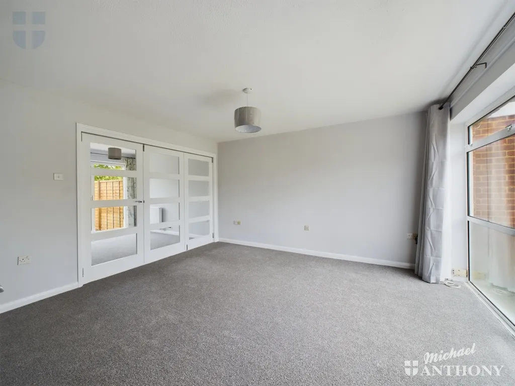 Chaucer Drive, Aylesbury, HP21, photo 6